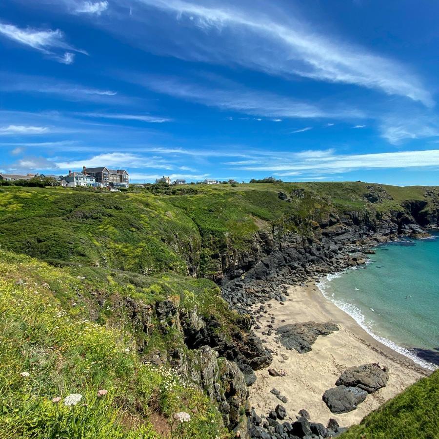 Housel Bay Hotel Lizard Exteriör bild